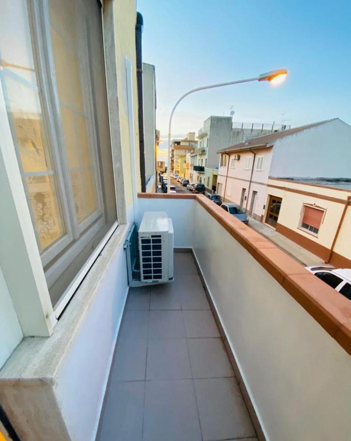 Lovely Sardinia Apartment Porto Torres Exterior foto